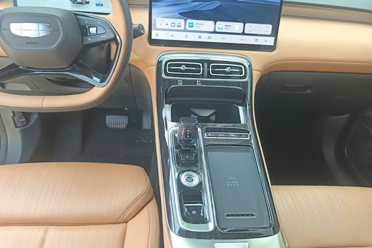 GEELY Boyue L 2026 car image #14