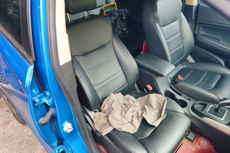 BYD Yuan New Energy 2019 #24 BYD Yuan New Energy 2019 car image #24