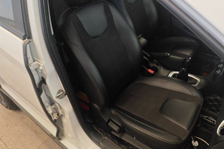 奇瑞 瑞虎3x 2018 汽车图片 #24