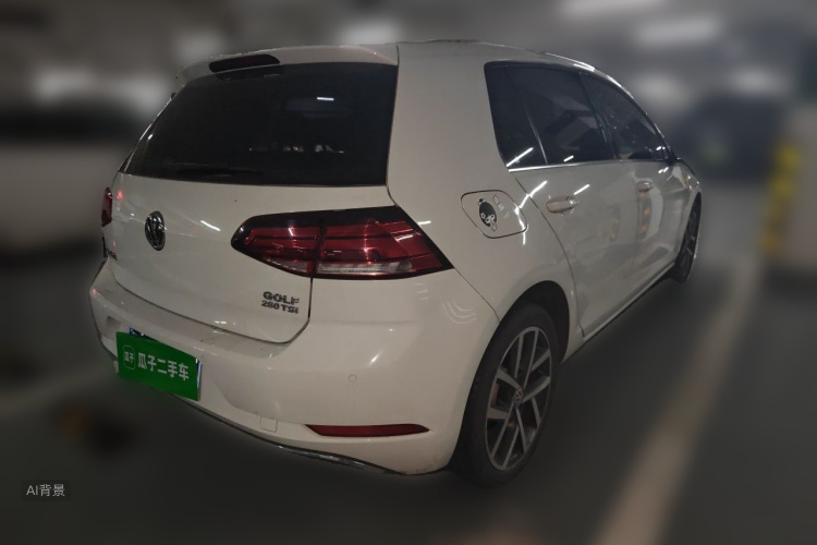 Volkswagen Golf 2020 car image #7