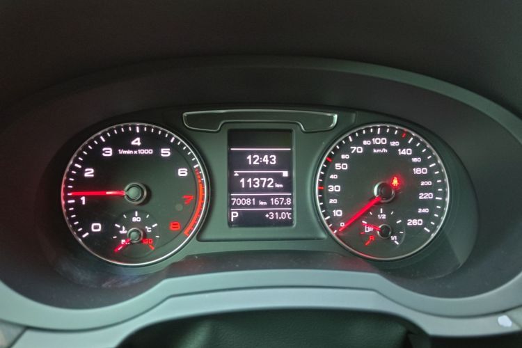 Audi Q3 2017 #12 Audi Q3 2017 car image #12