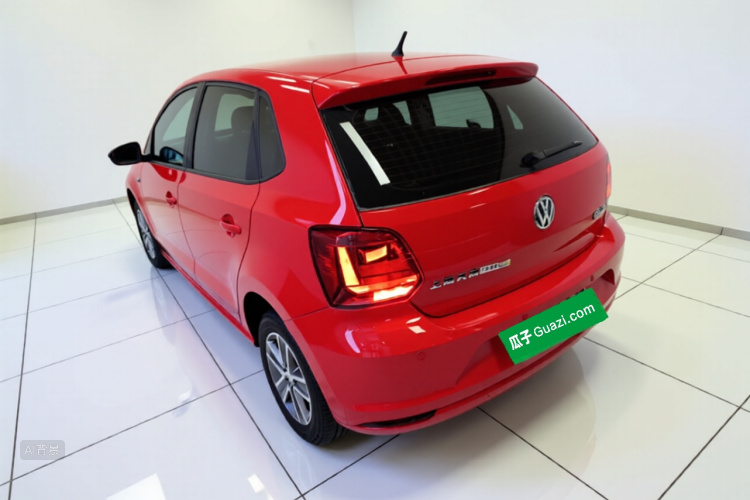 Volkswagen Polo 2016 car image #5