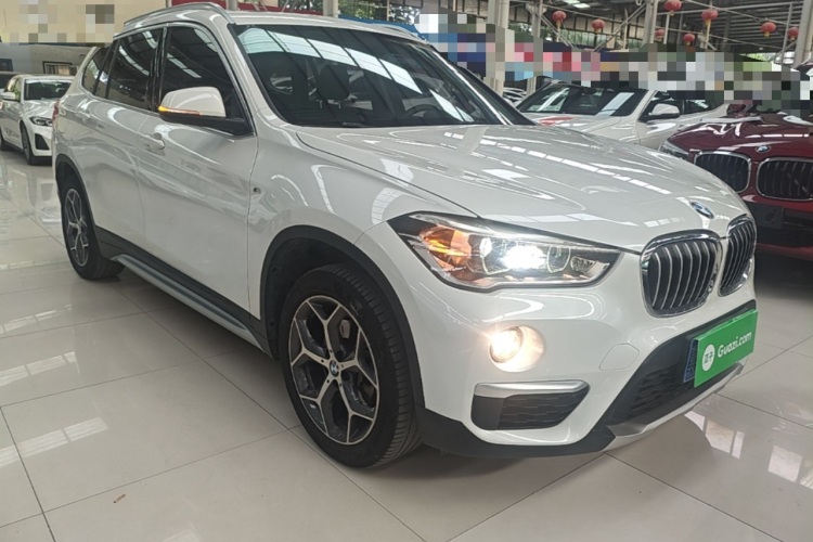 BMW X1 2018 #4 BMW X1 2018 car image #4