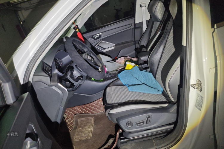 Audi Q3 2022 immagine di auto #17