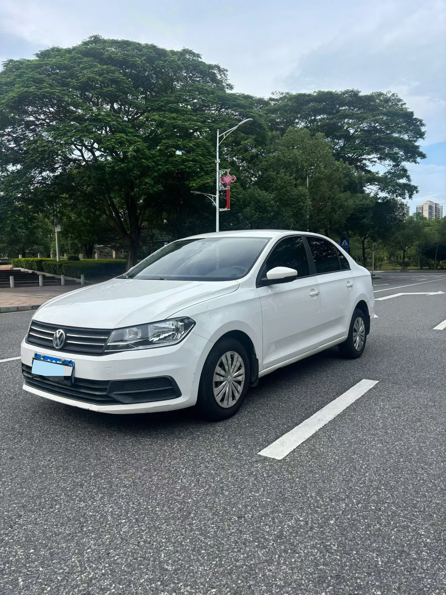 Volkswagen Santana 2017 car image 