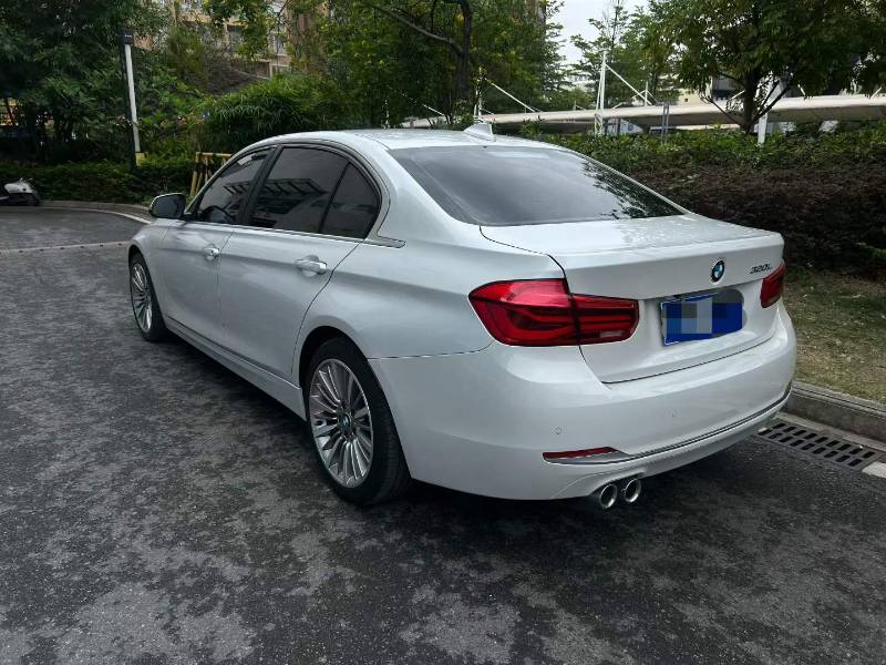 BMW 3 Series 2019 car image #5