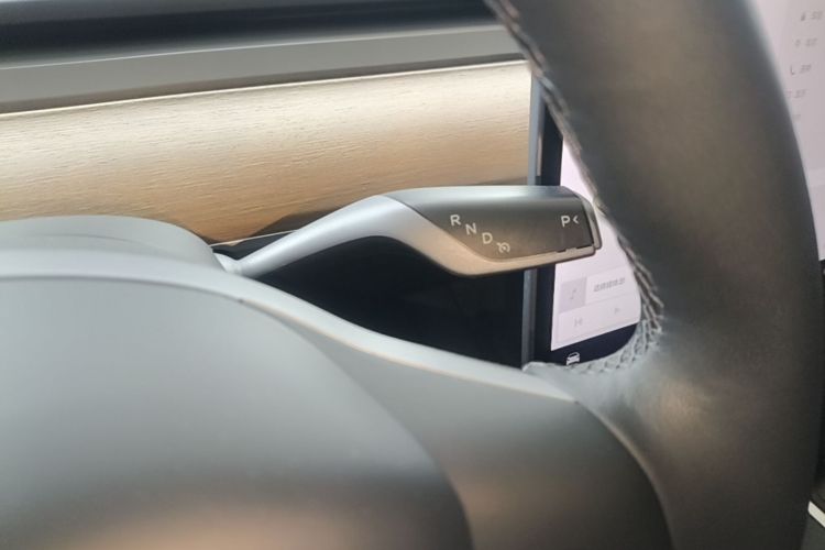 Tesla Model 3 2021 #14 Tesla Model 3 2021 car image #14