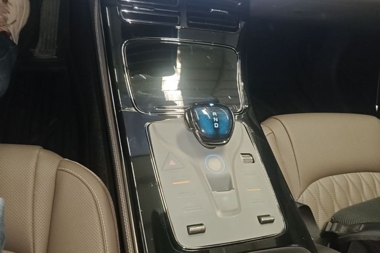 BYD Han 2024 #14 BYD Han 2024 immagine di auto #14