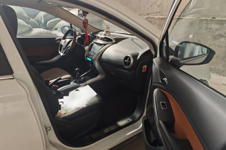 BYD Yuan 2017 #25 BYD Yuan 2017 car image #25