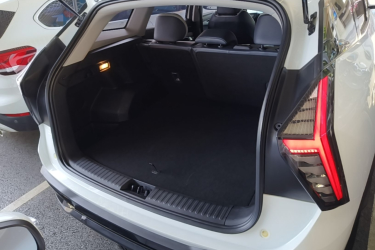 GEELY Boyue L 2023 изображение автомобиля #19