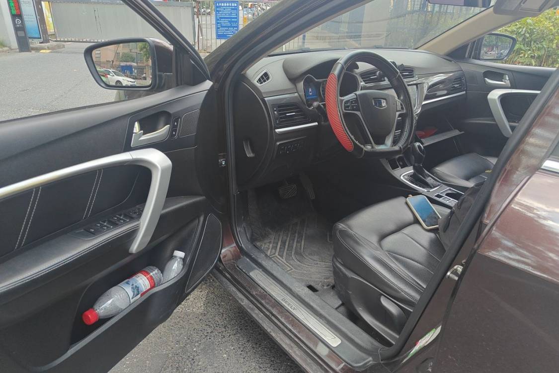 GEELY Emgrand 2016 #25 GEELY Emgrand 2016 car image #25