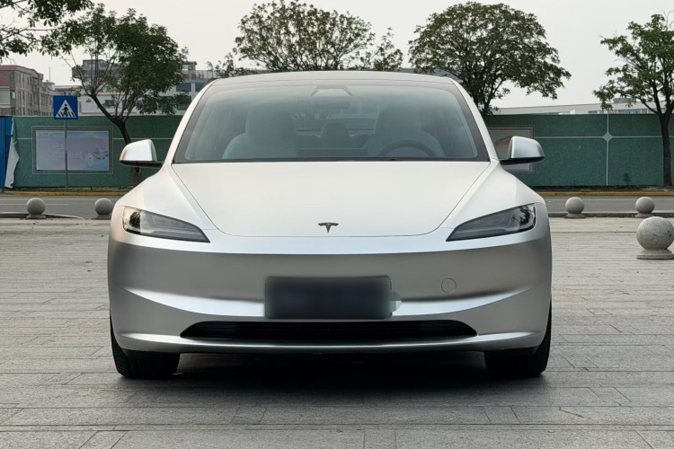Tesla Model 3 2025 #10 Tesla Model 3 2025 car image #10