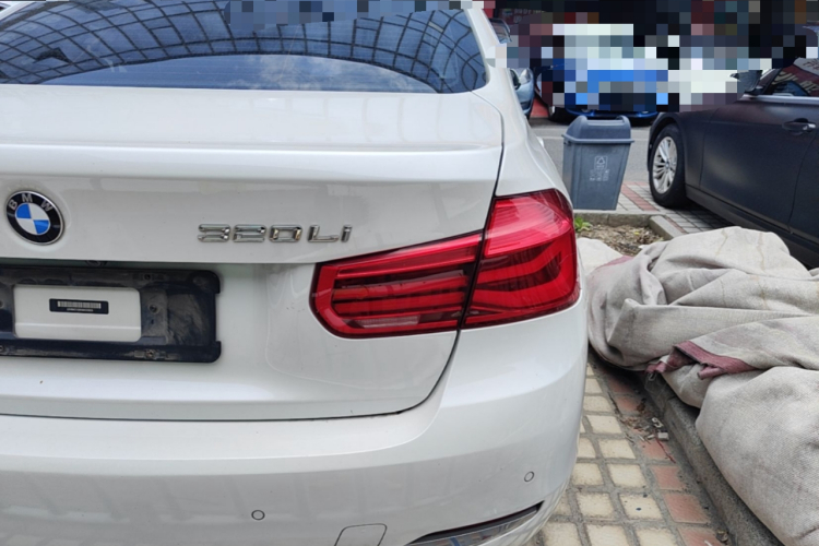 BMW 3 Series 2017 car image #8