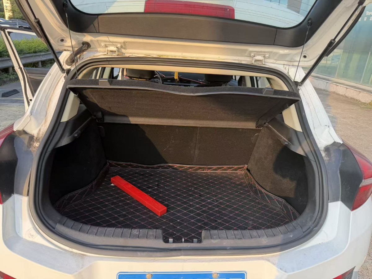GEELY Emgrand GS 2018 #6 GEELY Emgrand GS 2018 car image #6