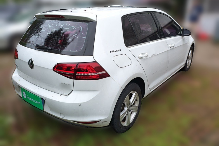 Volkswagen Golf 2017 car image #5