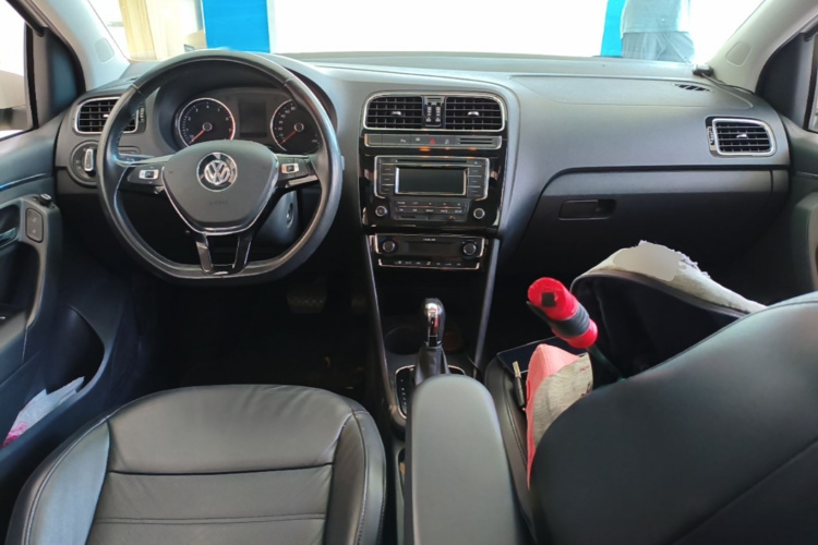 Volkswagen Polo 2016 #11 Volkswagen Polo 2016 car image #11