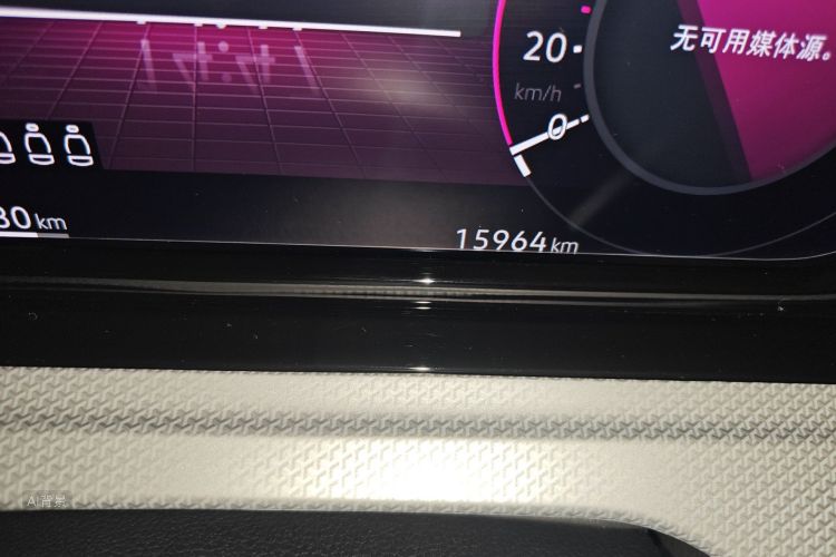 Volkswagen Golf 2022 imagem de carro #14