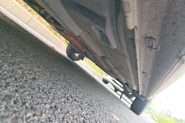 Volkswagen Santana 2017 car image #22