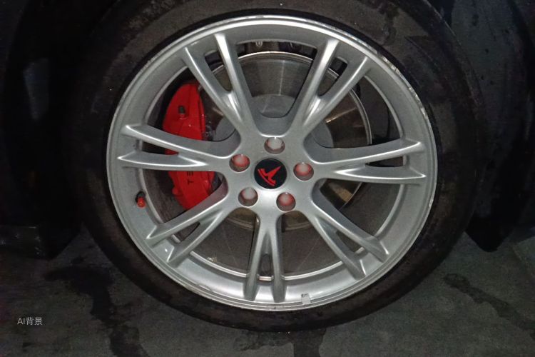 Tesla Model Y 2023 car image #9