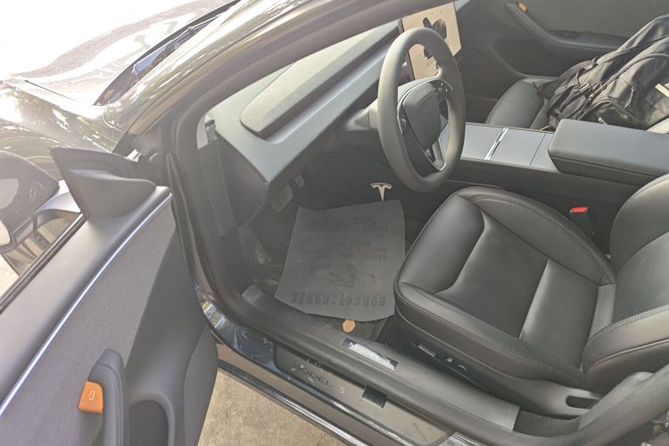Tesla Model 3 2024 #16 Tesla Model 3 2024 car image #16