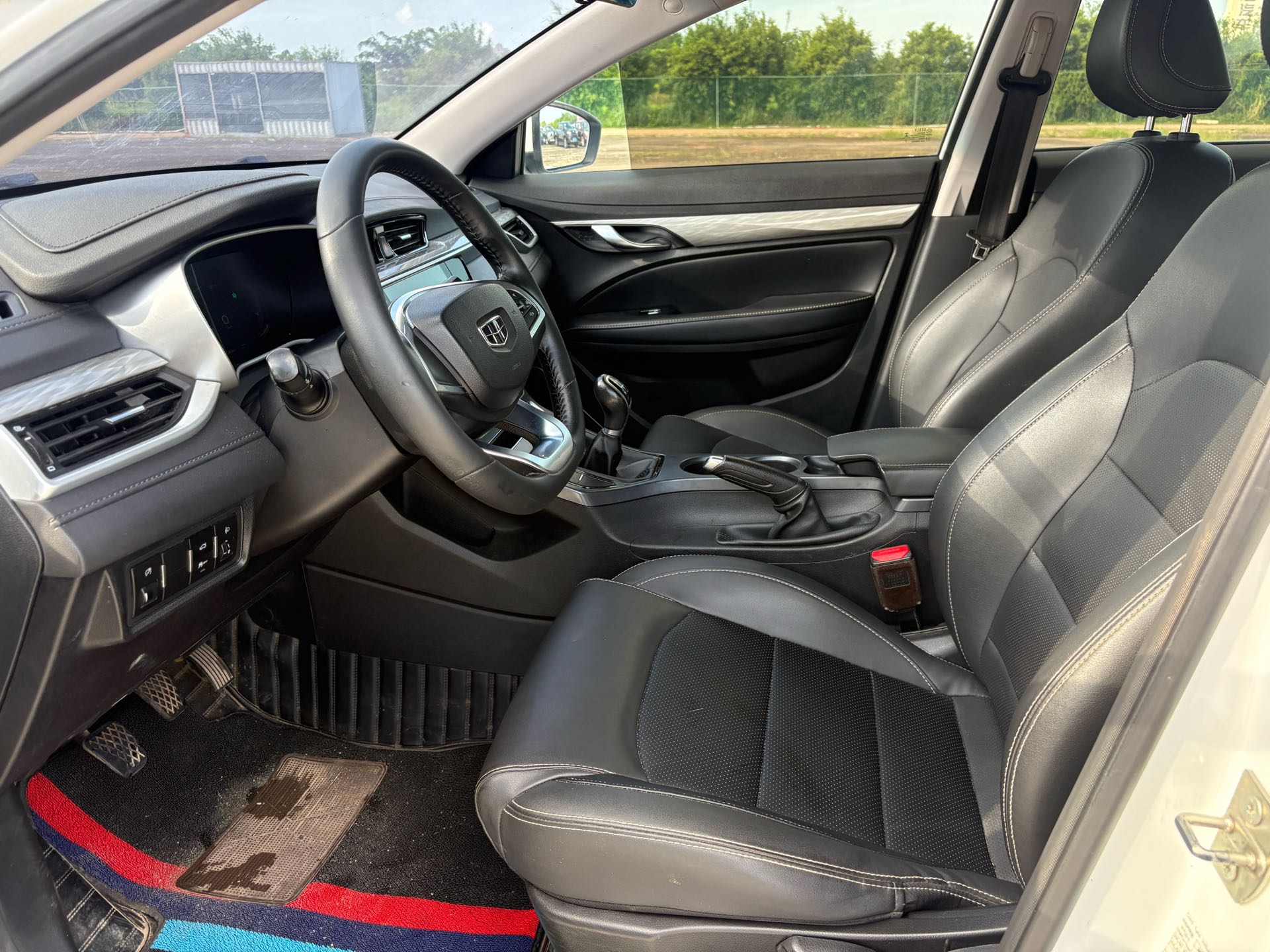 GEELY Emgrand 2019 #8 GEELY Emgrand 2019 car image #8