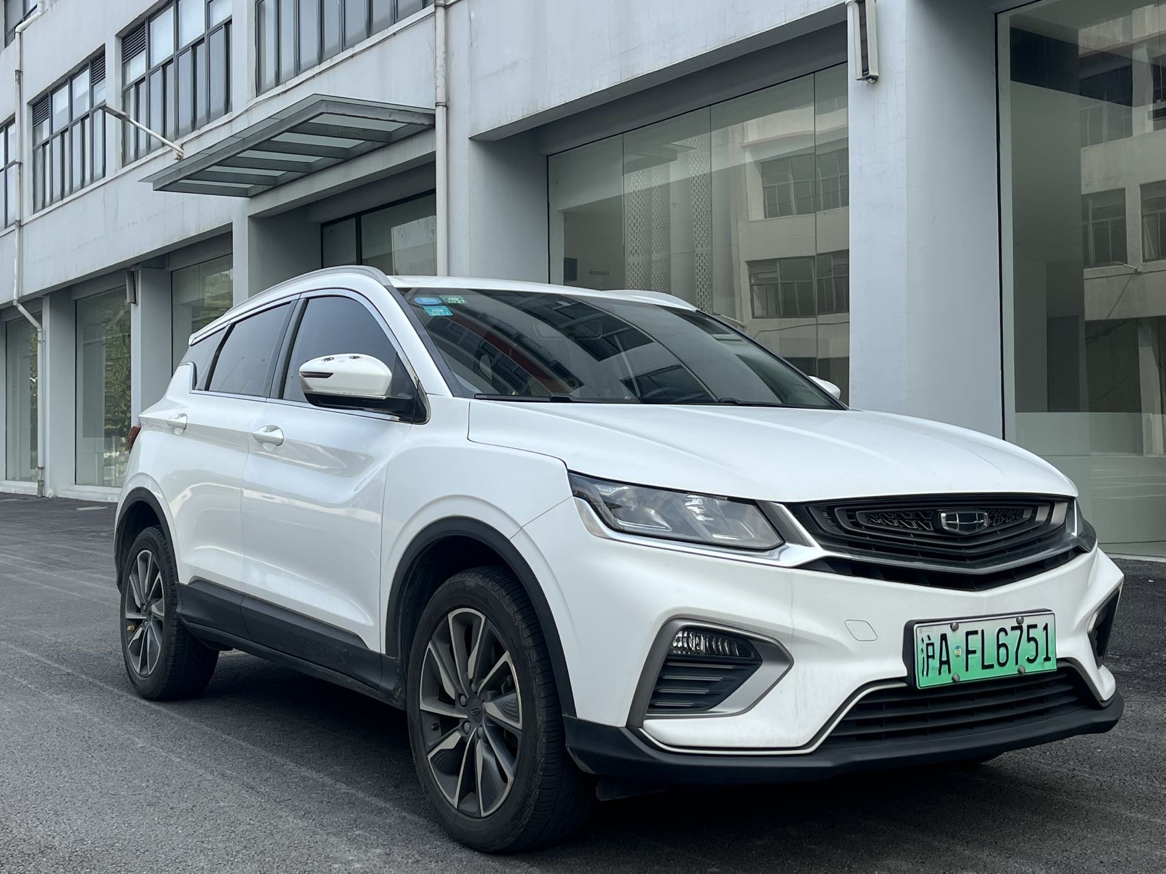 GEELY Coolray New Energy 2019 #2 GEELY Coolray New Energy 2019 car image #2