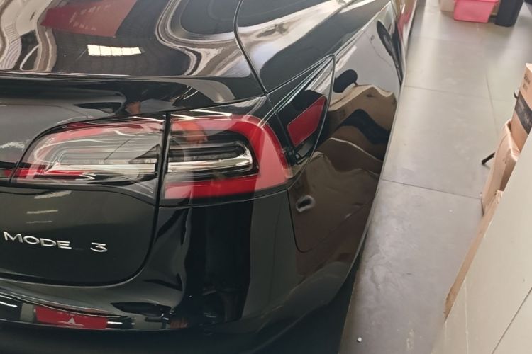 Tesla Model 3 2020 car image #8