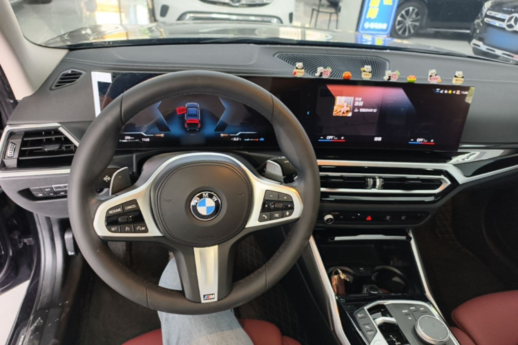 BMW 3 Series 2023 car image #10