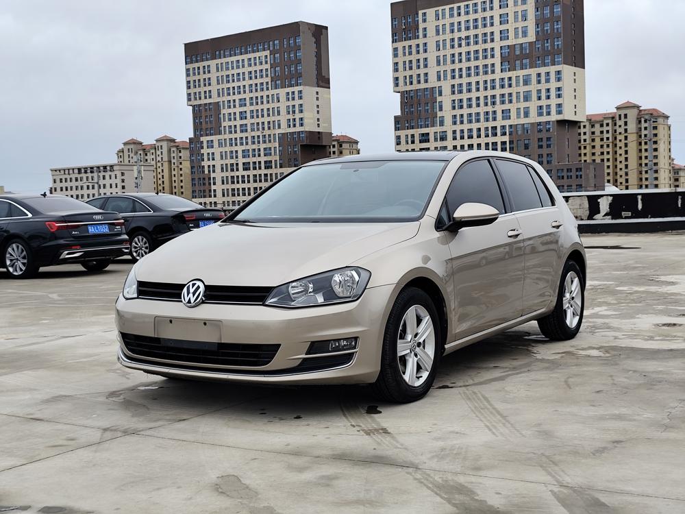 Volkswagen Golf 2015 Volkswagen Golf 2015 car image