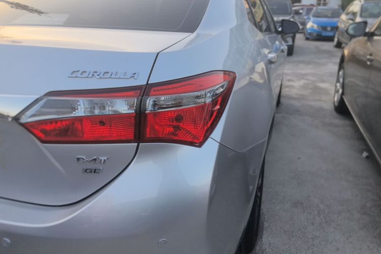 Toyota Corolla 2018 #8 Toyota Corolla 2018 car image #8