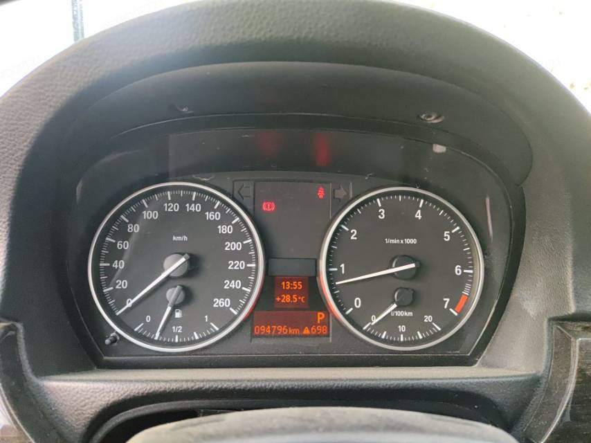 BMW 3 Series (Imported) 2013 car image #8