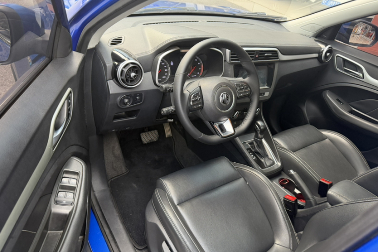 MG ZS 2017 imagen de coche #11