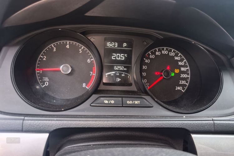 Volkswagen Lavida 2021 car image #14
