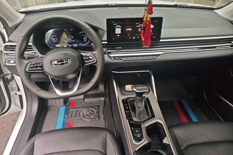 GEELY Emgrand 2023 car image #10