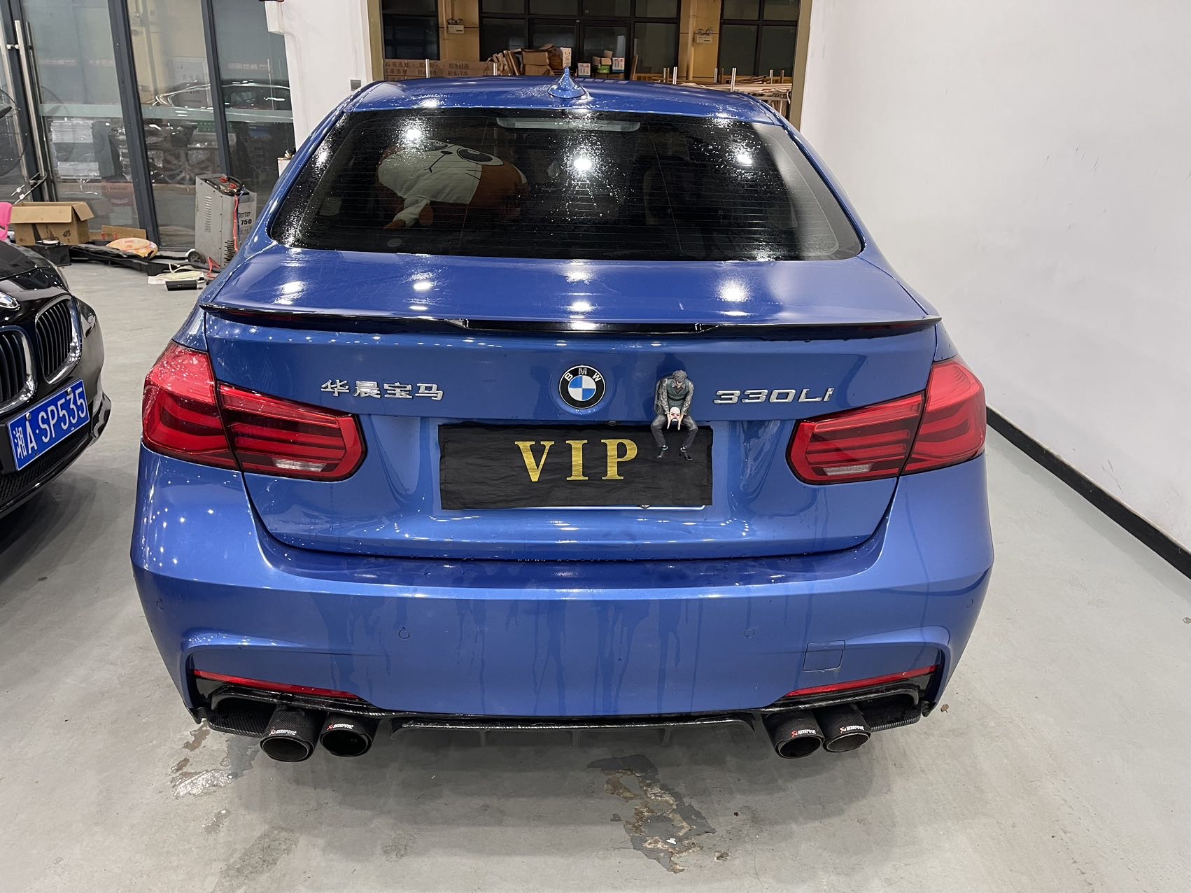 BMW 3 Series 2019 #8 BMW 3 Series 2019 صورة سيارة #8