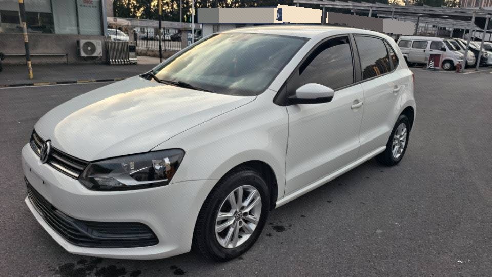 Volkswagen Polo 2016 car image 