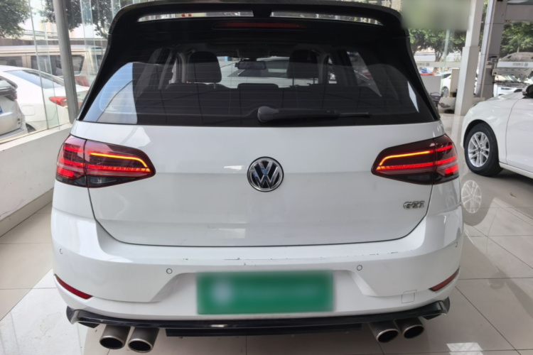 Volkswagen Golf 2018 #4 Volkswagen Golf 2018 صورة سيارة #4