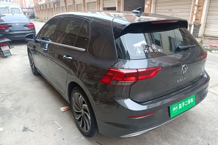 Volkswagen Golf 2021 car image #5