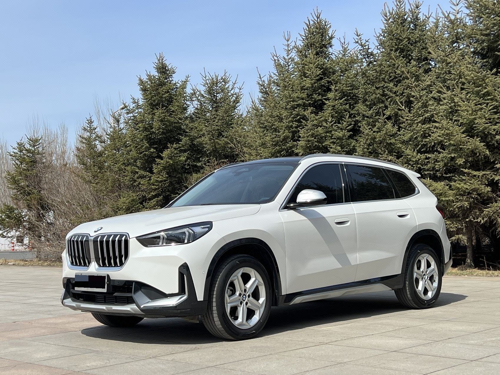 BMW X1 2023 BMW X1 2023 car image