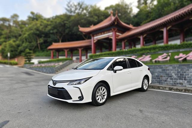 Toyota Corolla 2022 car image #10