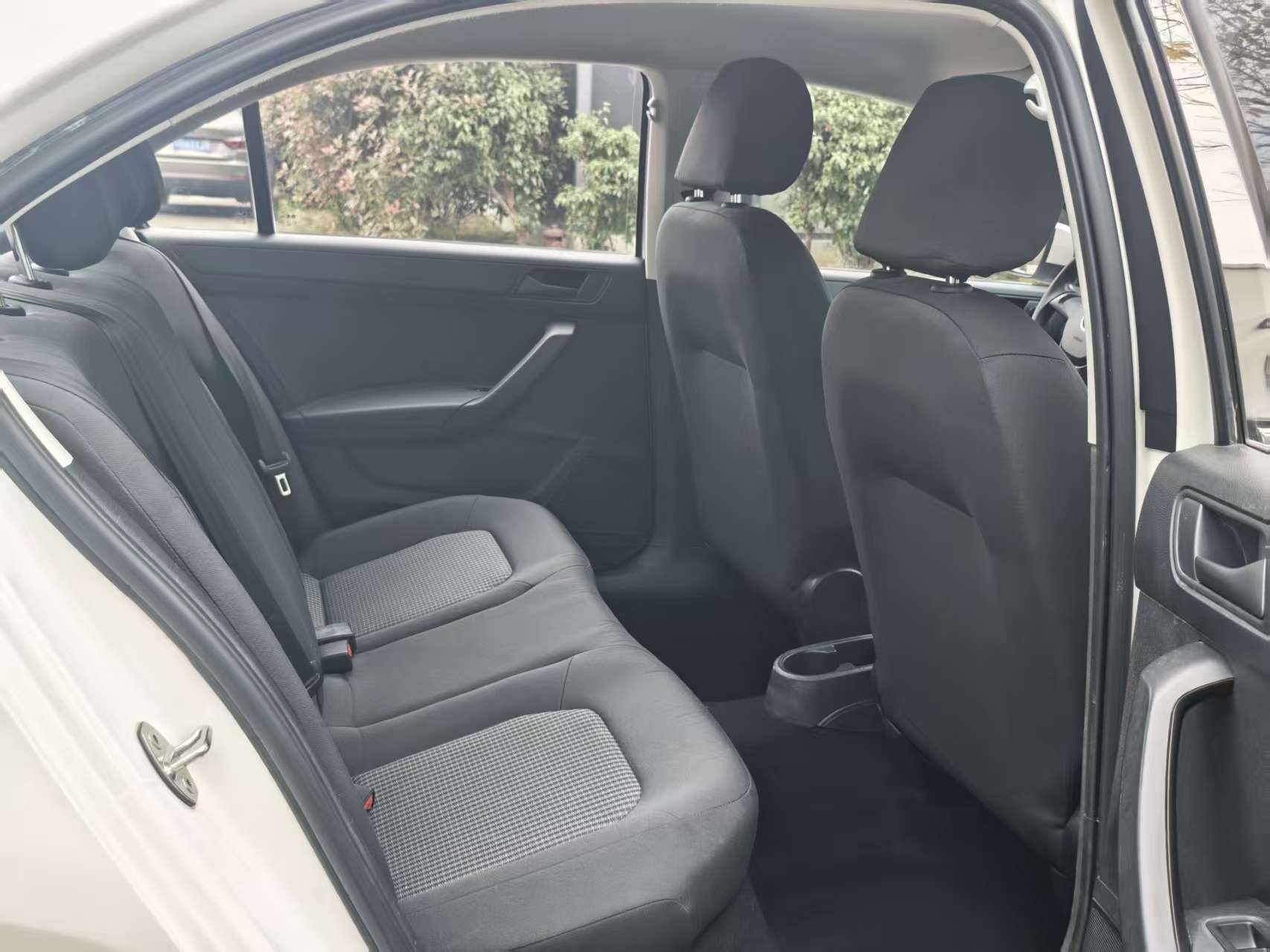 Volkswagen Santana 2020 car image #8