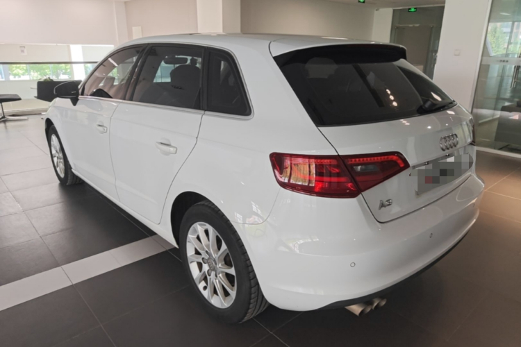 Audi A3 2016 immagine di auto #5