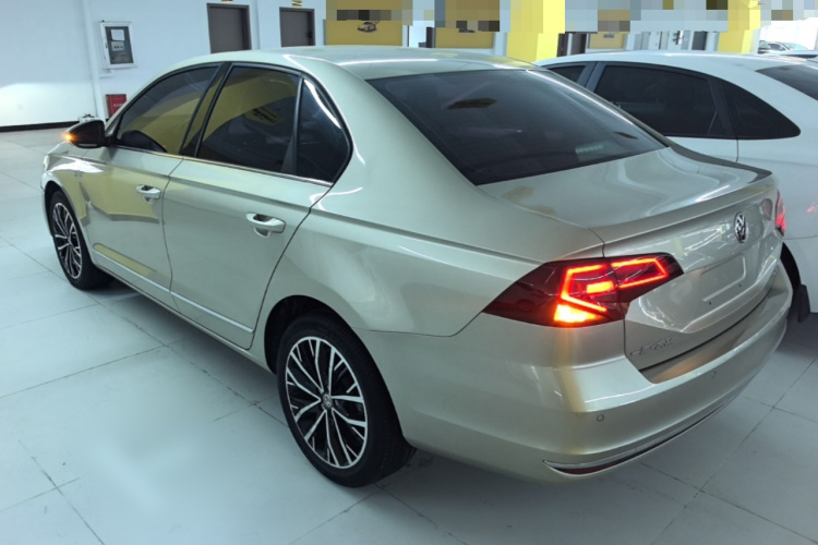 Volkswagen Bora 2019 #7 Volkswagen Bora 2019 car image #7