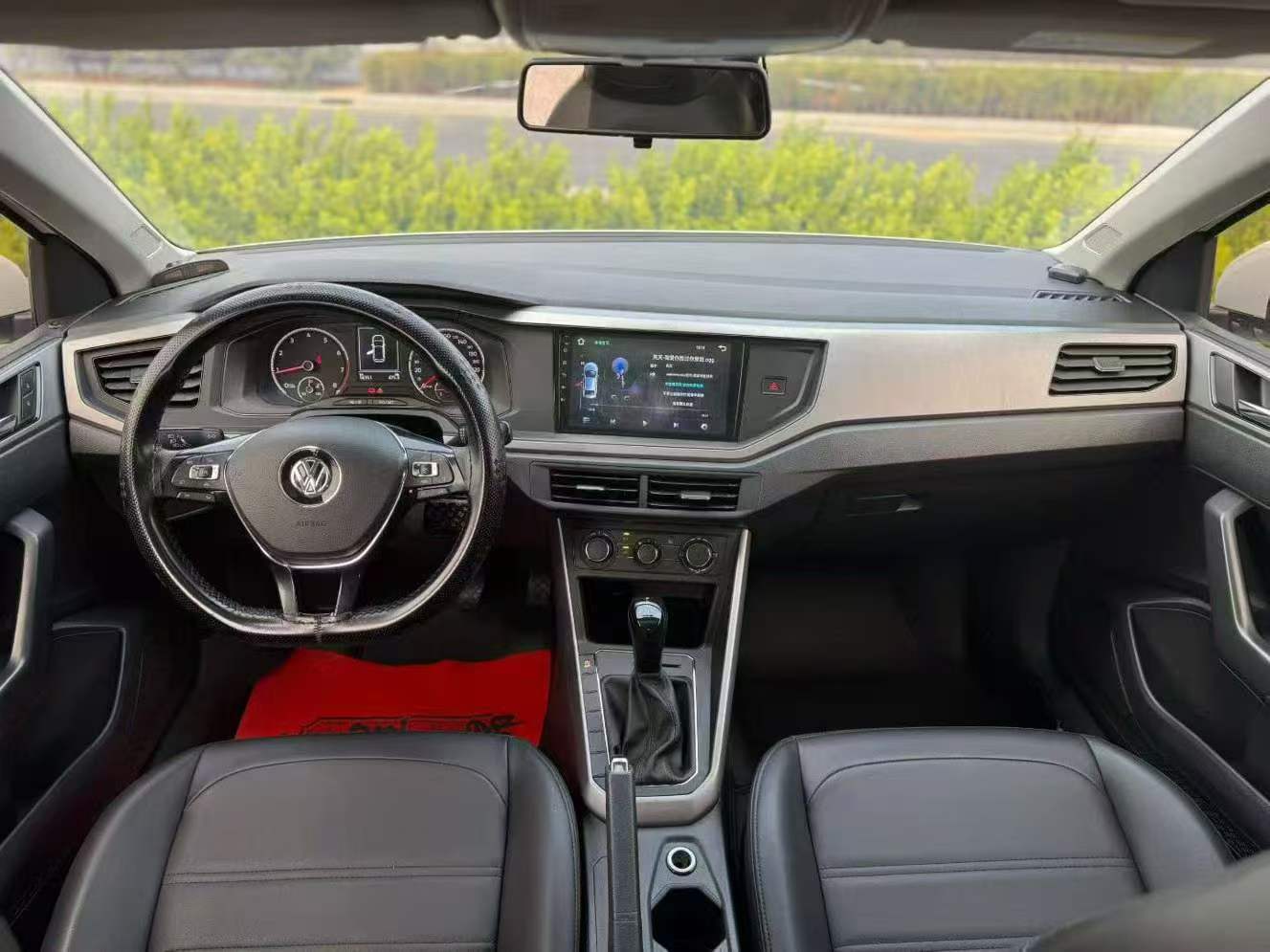 Volkswagen Polo 2021 изображение автомобиля #8