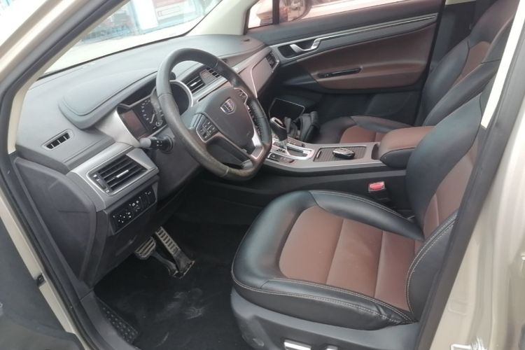 GEELY Emgrand GS 2018 car image #15