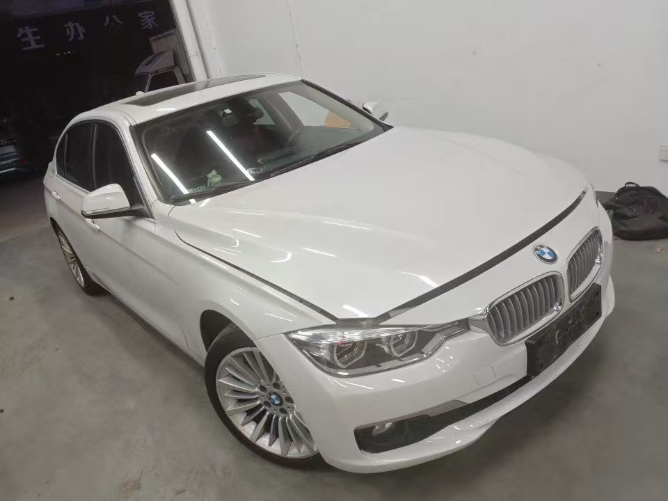 BMW 3 Series 2018 #2 BMW 3 Series 2018 car image #2