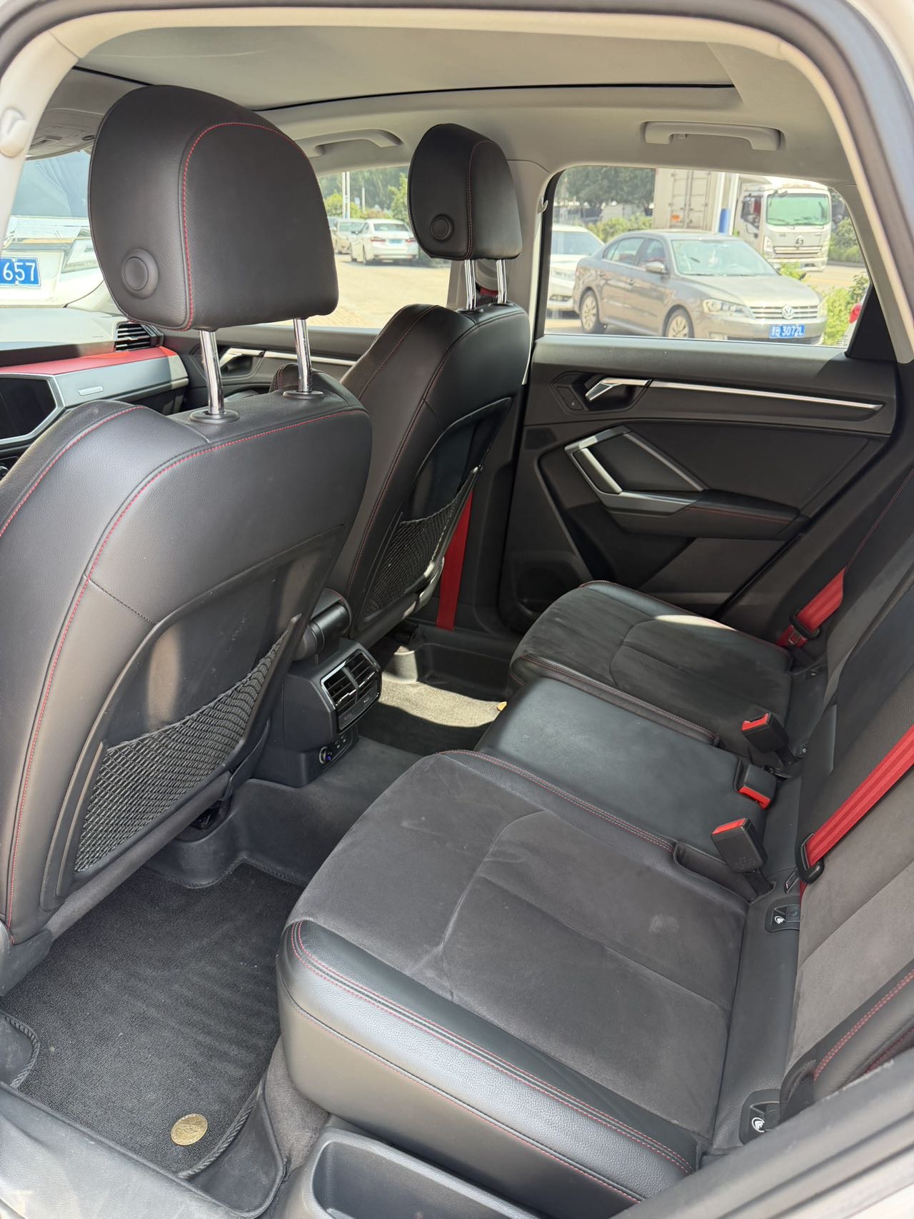 Audi Q3 2019 immagine di auto #4