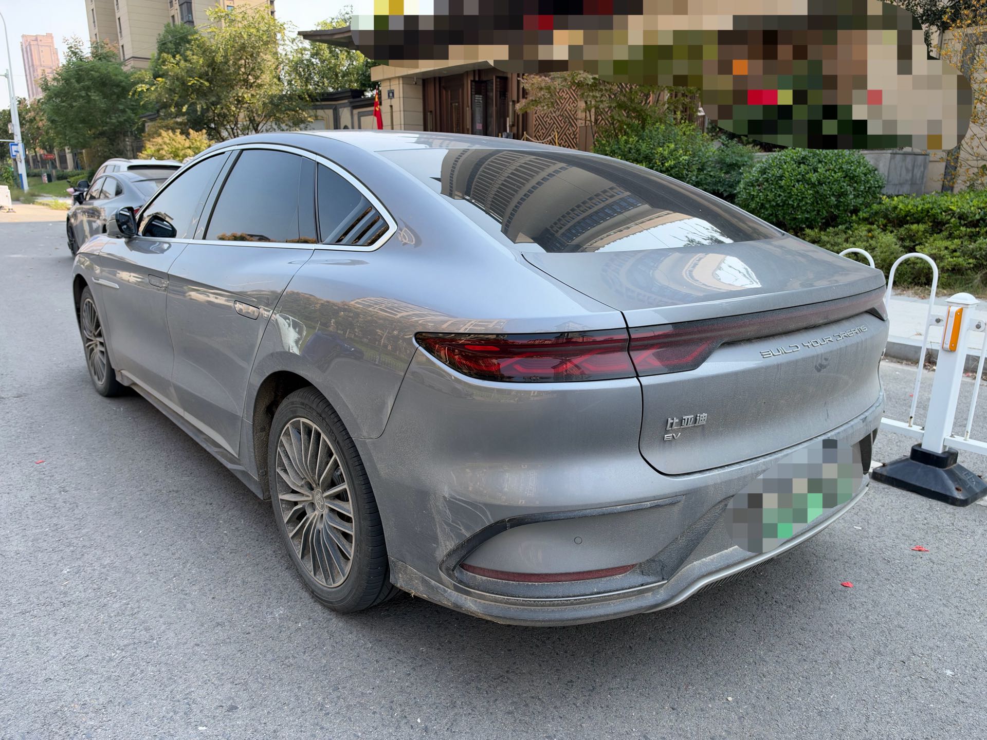 BYD Han 2023 #6 BYD Han 2023 car image #6