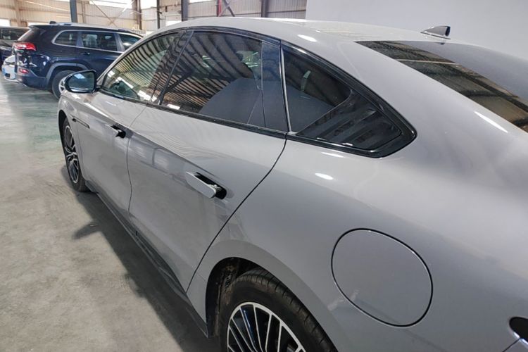 BYD Han 2025 #7 BYD Han 2025 car image #7