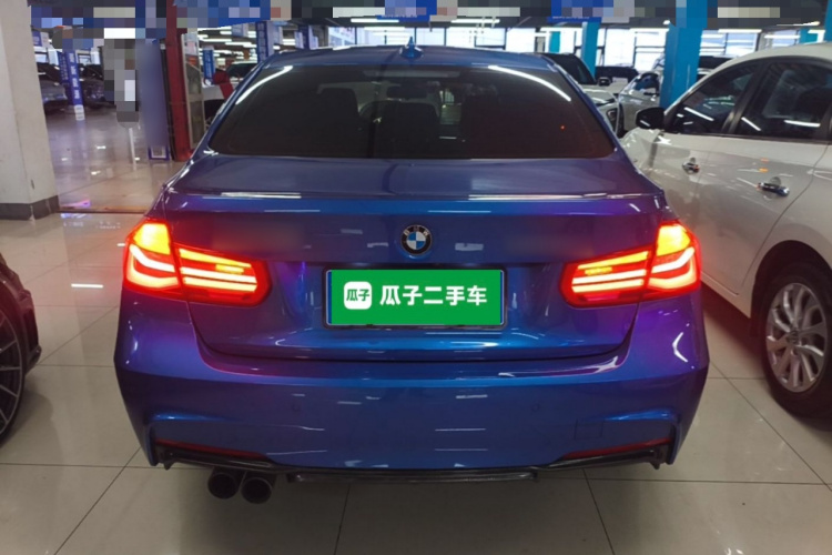 BMW 3 Series 2018 car image #6
